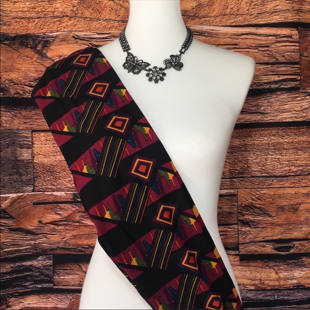 LULAROE OS LEGGINGS ‘PAINT DIAMOND RAINBOW BLACK’